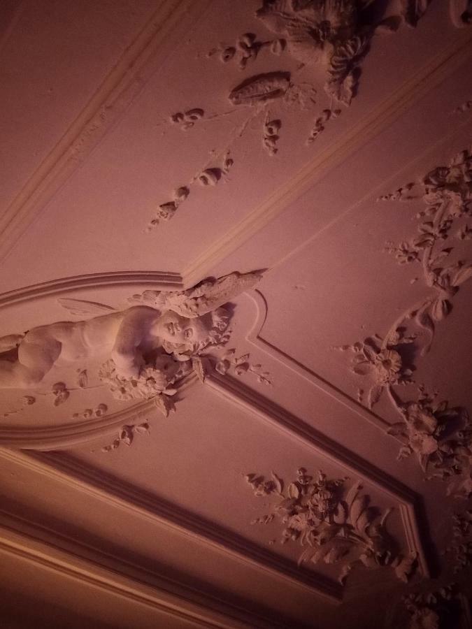 Suite Il Letto Sotto Il Tetto Catania Bagian luar foto